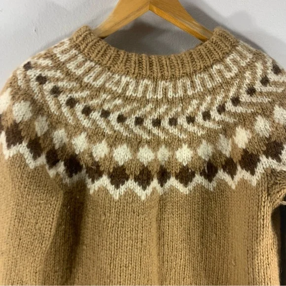 Vintage hand made wool sweater , cardigan fairy - Picture 9 of 11